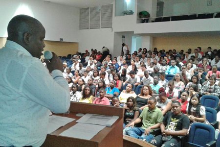 Llegó el Icetex a Buenaventura, durante cuatro días estará en la ciudad la oficina móvil: Secretario de Educación