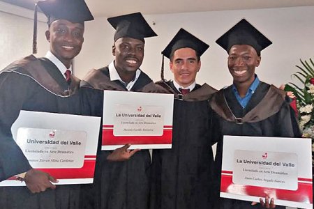 Se graduaron los primeros Licenciados en Arte Dramático en la Sede Pacífico de la Universidad del Valle