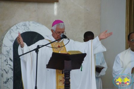 Monse&ntilde;or Epalza no calló ante las malas administraciones de Buenaventura