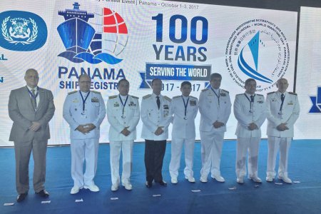 Dimar participa en celebración del Día Marítimo Mundial en Panamá