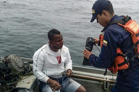 Rescatadas cuatro personas en embarcación a la deriva en el Chocó