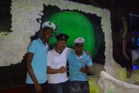 Robos en la calle primera, obligan a cerrar un tradicional bar rock en el centro de Buenaventura