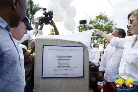 Gobierno nacional entregó de la primera fase del Malecón Bahía de la Cruz