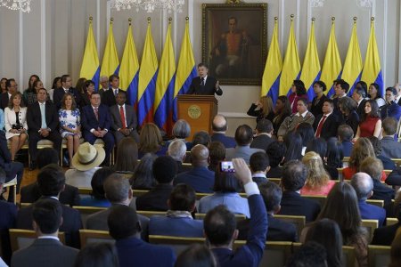 Presidente Santos posesionó a magistrados de la JEP