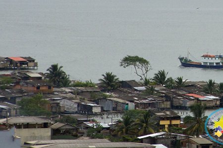 Familias con viviendas en terrenos ganados al mar tendrían títulos de propiedad por gestión de la Administración Distrital