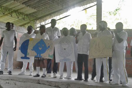 Estudiantes del Verenal en el río Yurumanguí aprendieron a cuidar el agua