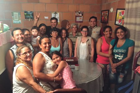 Familias en pobreza extrema del Valle del Cauca avanzan hacia su superación y encuentran alternativas al “gota a gota”