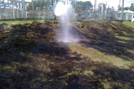 Bomberos voluntarios atendieron incendio en zona verde de la subestación El Tabor de Epsa