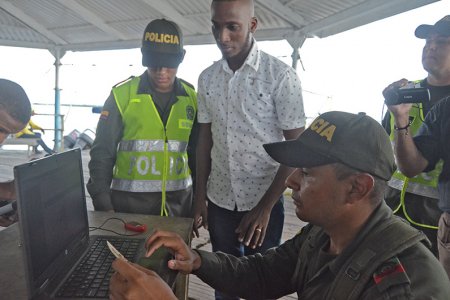 Policía implementó dispositivo de verificación de antecedentes a personas Appolo