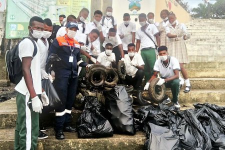 Dimar realizó jornada de limpieza de playas en Guapi