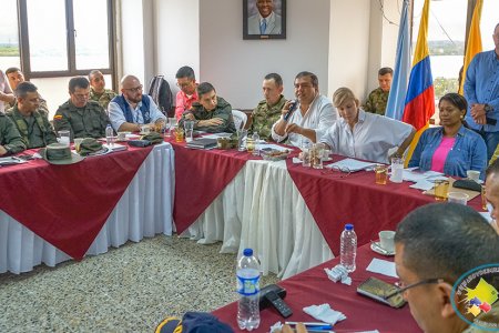 Gobernadora del Valle pidió al Ministerio del Interior que intervenga en el río Naya para realizar control territorial y proteger a la población