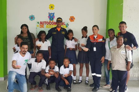 En Tumaco, Dimar trabaja con los colegios para fortalecer la cultura ambiental en ni&ntilde;os y jóvenes