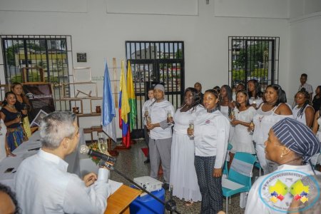 La Fundación Escuela Taller de Buenaventura graduó 15 Técnicos en Cocina