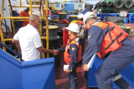 Dimar realiza en Buenaventura campa&ntilde;a preventiva contra la fatiga en la Gente de Mar