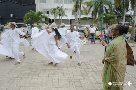 La Embajadora de Ghana estuvo de visita en Buenaventura conociendo sus potencialidades