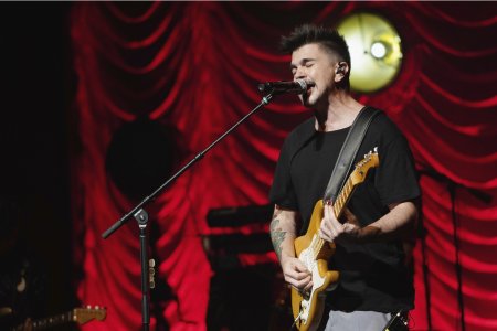 Juanes es nominado a los GRAMMY con 'Pa Dentro' y 'Mis Planes Son Amarte'