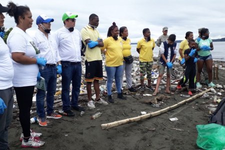 La CVC apoyó jornada de recolección de residuos sólidos en Punta Soldado