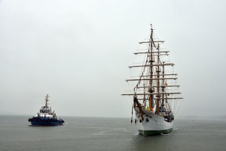 El buque Escuela Gloria arribó a Bahía de Málaga, zona rural marítima de Buenaventura