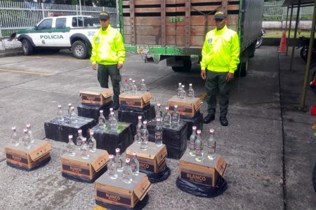 Policía incautó 480 botellas de licor adulterado en La Palera