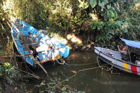 La Armada Nacional recuperó una embarcación que había sido hurtada en Buenaventura