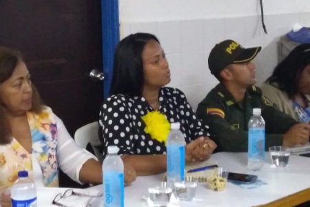La alcaldesa Maby Viera escuchó a los trabajadores de la ESE Luis Ablanque de la Plata y citó a junta extraordinaria para analizar situación de la entidad