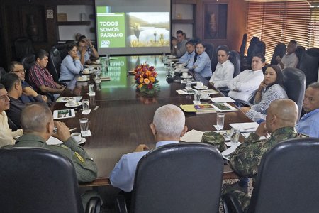 CVC, Ejército, Fuerza Área y alcaldes, coordinan acciones frente a plan de manejo de páramos en su zona de influencia
