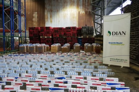 La DIAN dio un duro golpe a grupos contrabandistas en el pacífico colombiano