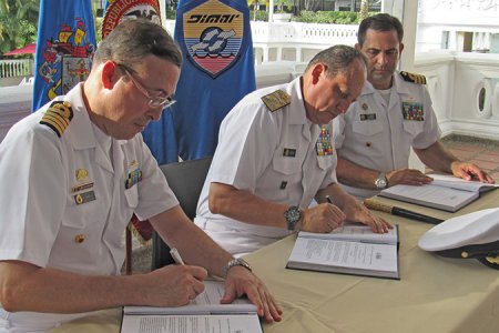 El Capitán de Fragata Armando José Ramírez Guerrero tomó posesión como nuevo Capitán de Puerto Buenaventura