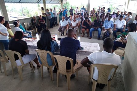 Alcaldesa encargada de Buenaventura atención las solicitudes de los líderes de la Comuna 12
