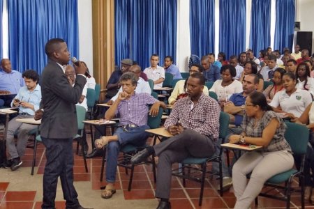 Ante comunidad universitaria, el rector de la Unipacífico, Dagoberto Riascos presentó el equipo de colaboradores y los ejes estratégicos