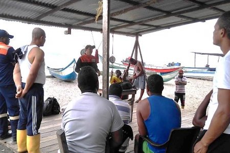 #Pacífico Dimar y comunidad de Guapi realizan encuentros para fortalecer actividades marítimas de la región