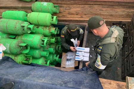 Incautan cigarrillos de contrabando en Buenaventura