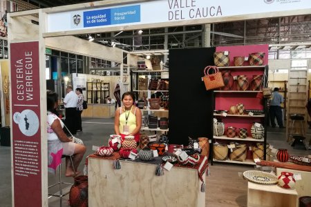 Comunidades indígenas vulnerables de Buenaventura tienen un espacio en Expoartesano 2019