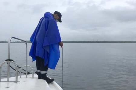 La Dimar realiza monitoreo de la calidad del agua en la bahía de Tumaco
