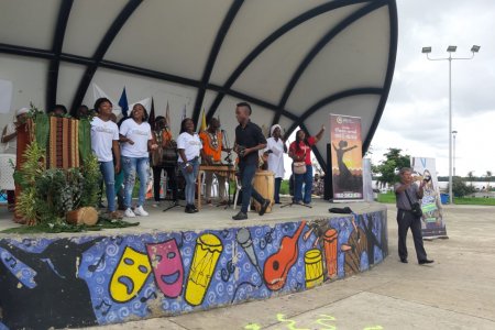 En Buenaventura se realizó el lanzamiento de la campa&ntilde;a nacional "Parece Normal, Pero es Violencia"
