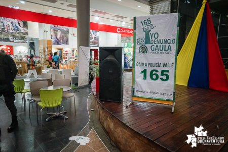 El GAULA de la Policía refuerza su campa&ntilde;a “Yo No Pago, Yo Denuncio” en el Centro Comercial Viva Buenaventura