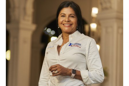 “Mi campaña se hará con argumentos y trabajo comunitario. No con maletas de plata”: Elvia Lucy Abonce