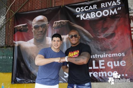 Oscar Rivas anunció apoyo para reconstruir el gimnasio de boxeo del barrio La Independencia y realizó donación a la campaña de Carlos Clavijo a la Gobernación del Valle