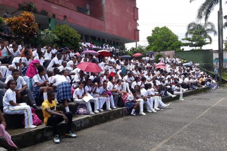 Se puso en marcha la estrategia Zona E para brindar apoyo a los estudiantes en Buenaventura