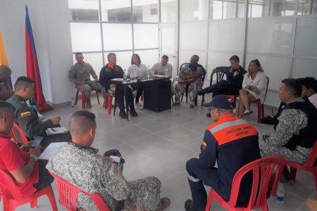 La Armada de Colombia lideró consejo de seguridad en Bahía Solano, Chocó