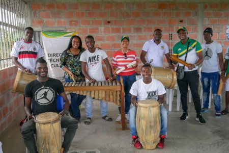 La Alcaldía Distrital de Buenaventura fortalece los procesos culturales en Puerto Merizalde y San Pedro en el río Naya