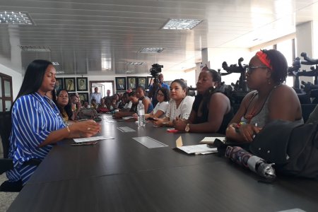 La alcaldesa Distrital, Maby Viera, firmó el decreto 0788 por medio del cual se crea la Mesa Intersectorial de Prevención de la Violencia de Genero