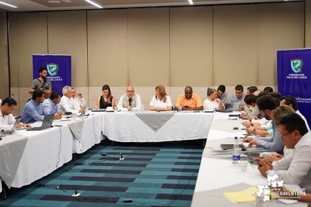 Se dio el espaldarazo presidencial al Aeropuerto Gerardo Tovar López, la vía Buenaventura - Buga y el dragado, por gestión de la Gobernadora del Valle