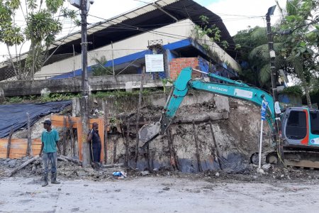 La Alcaldía Distrital de Buenaventura construye el muro de contención de la Institución Educativa San Rafael