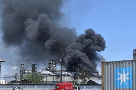 La brigada de la Sociedad Portuaria Buenaventura controló conflagración en OPP Graneles