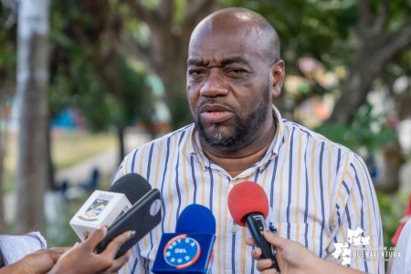 El alcalde Distrital, Víctor Vidal, avanza en acuerdos con operador privado para instalar 11 camas UCI en el Hospital Distrital de Buenaventura