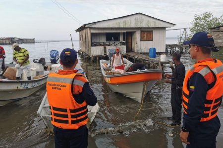 Gremio de Cabotaje entrega 1.000 toneladas de víveres en el Pacífico: Dimar