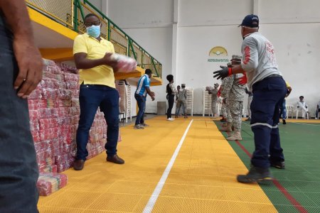La empresa Harinera del Valle entregó donación a la campaña Buenaventura Solidaria