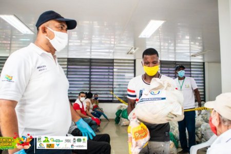 #BuenaventuraSolidaria continúa con la entrega de mercados conseguidos con la donatón