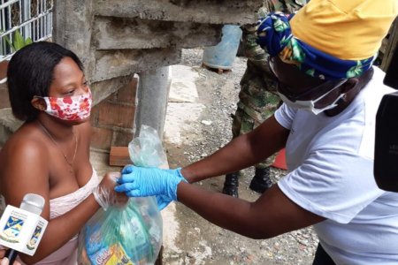 La #BuenaventuraSolidaria sigue llegando a las comunas con mercados